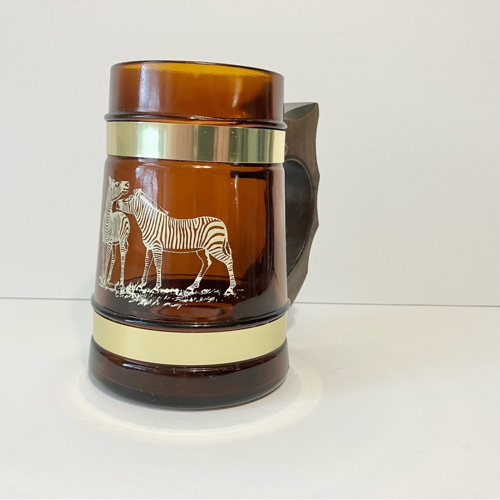 Vintage Siesta Ware Amber Glass Zebra Wood Handle Mug‎